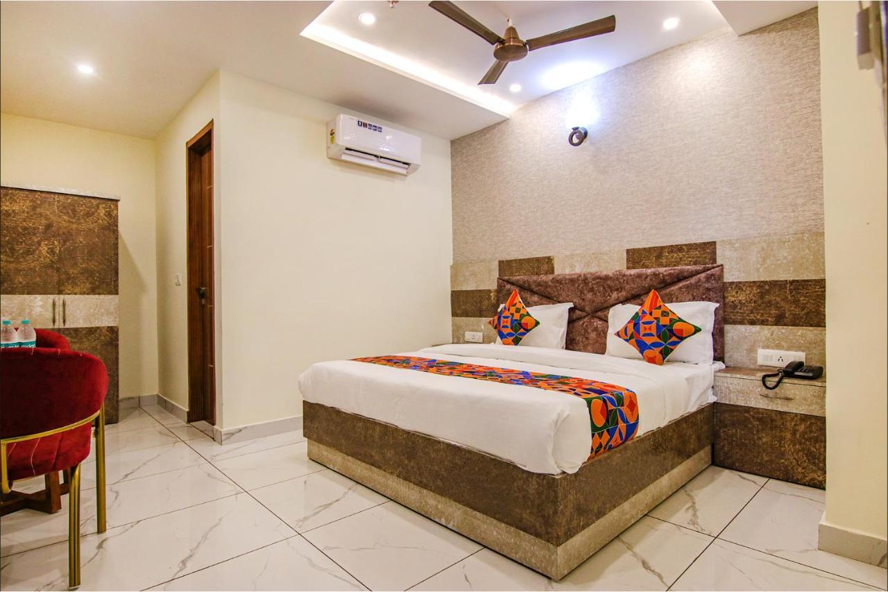 Fabhotel Meridian Inn Mohali المظهر الخارجي الصورة