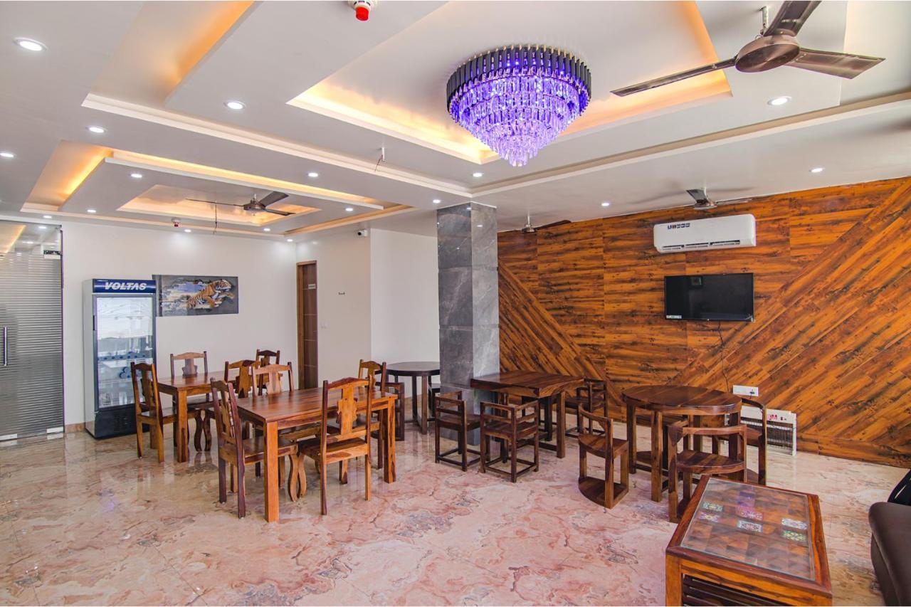 Fabhotel Meridian Inn Mohali المظهر الخارجي الصورة