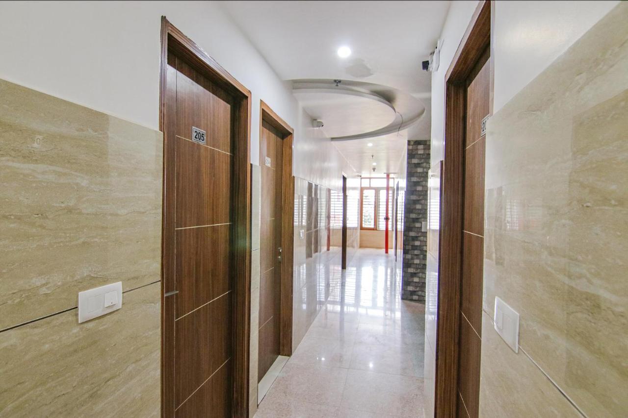 Fabhotel Meridian Inn Mohali المظهر الخارجي الصورة