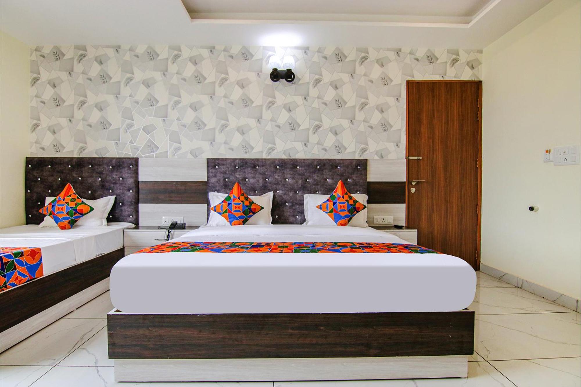 Fabhotel Meridian Inn Mohali المظهر الخارجي الصورة
