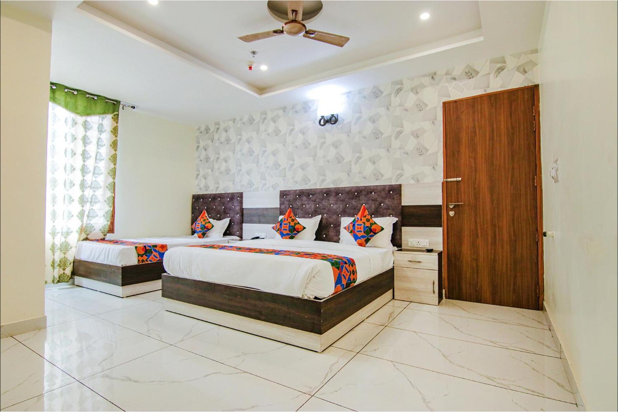 Fabhotel Meridian Inn Mohali المظهر الخارجي الصورة