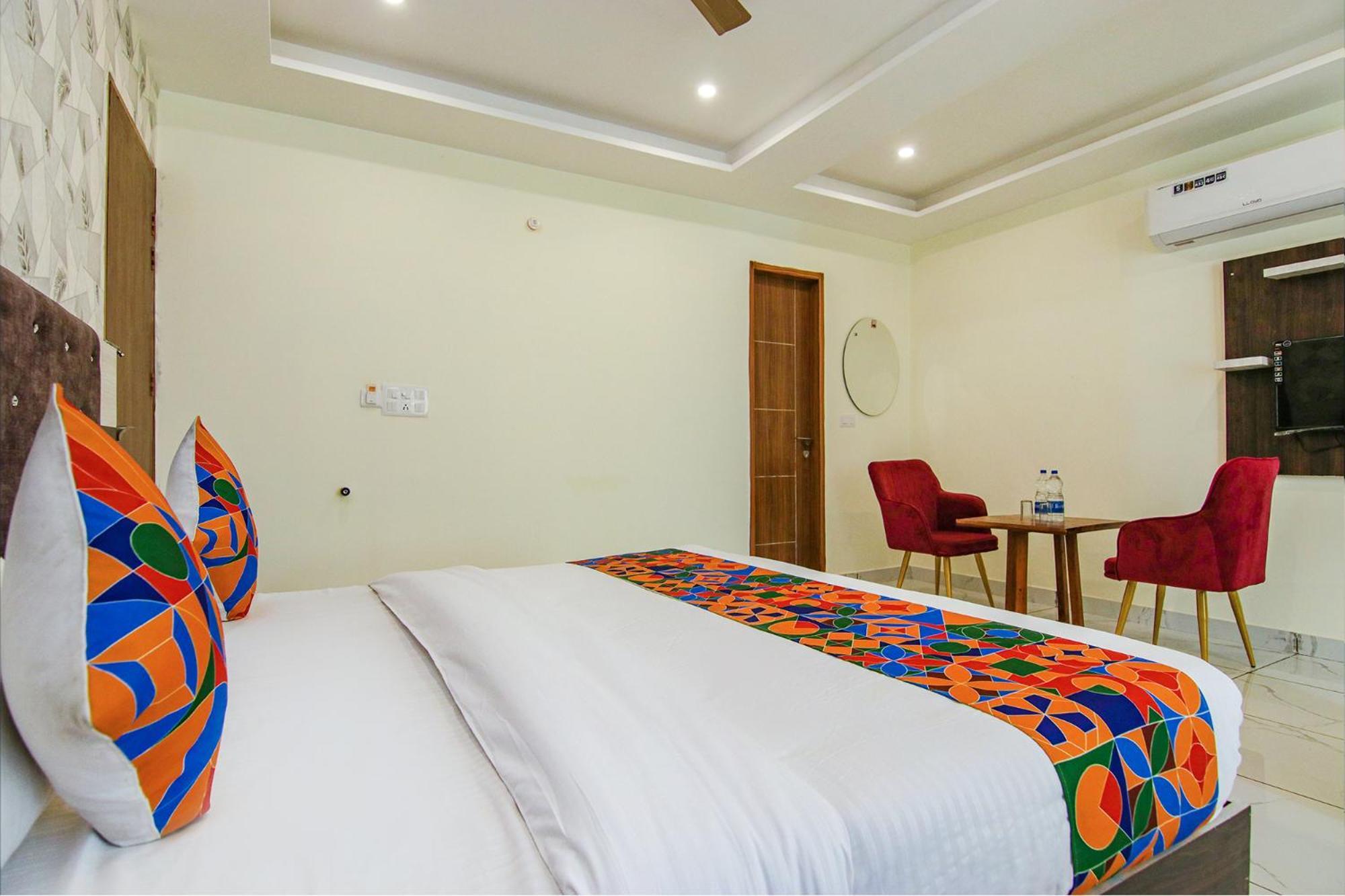 Fabhotel Meridian Inn Mohali المظهر الخارجي الصورة